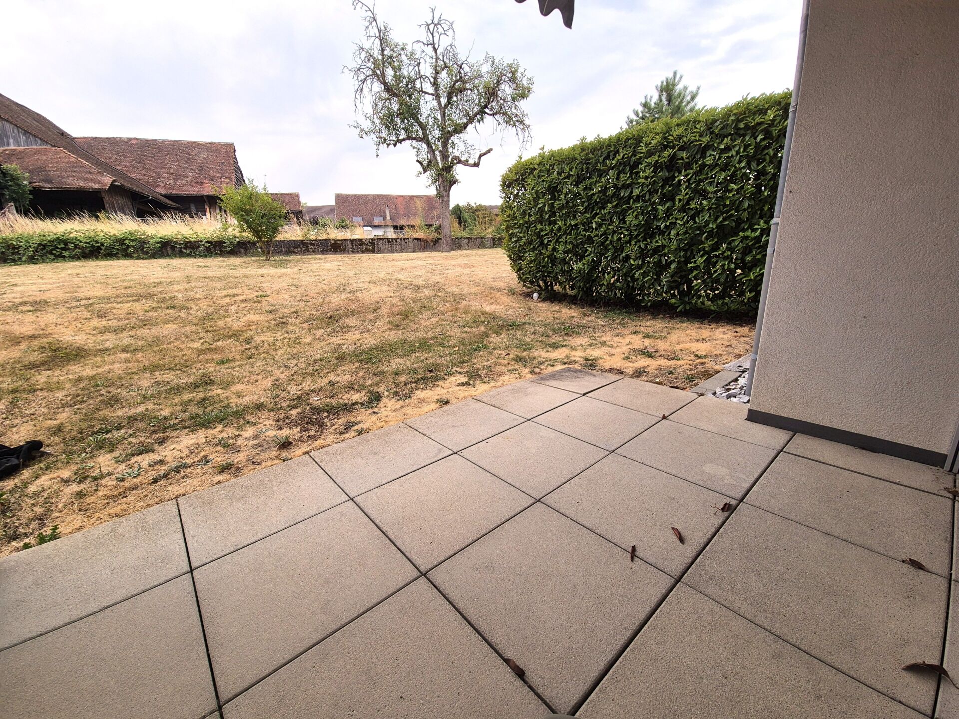 Grandcour – Appartement meublé 2.5 pièces au rez-de-chaussée