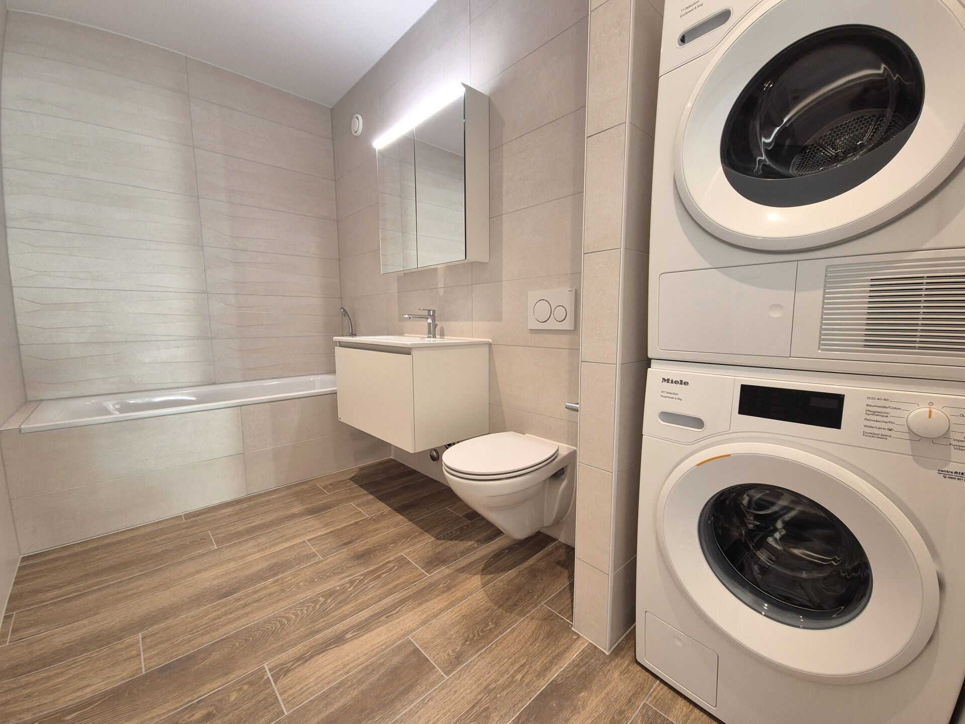 fdcd51d1b6b7f71d6353e5b38c4d1f1e Prairie 5 – Appartement 4.5 pièces au 4ème étage