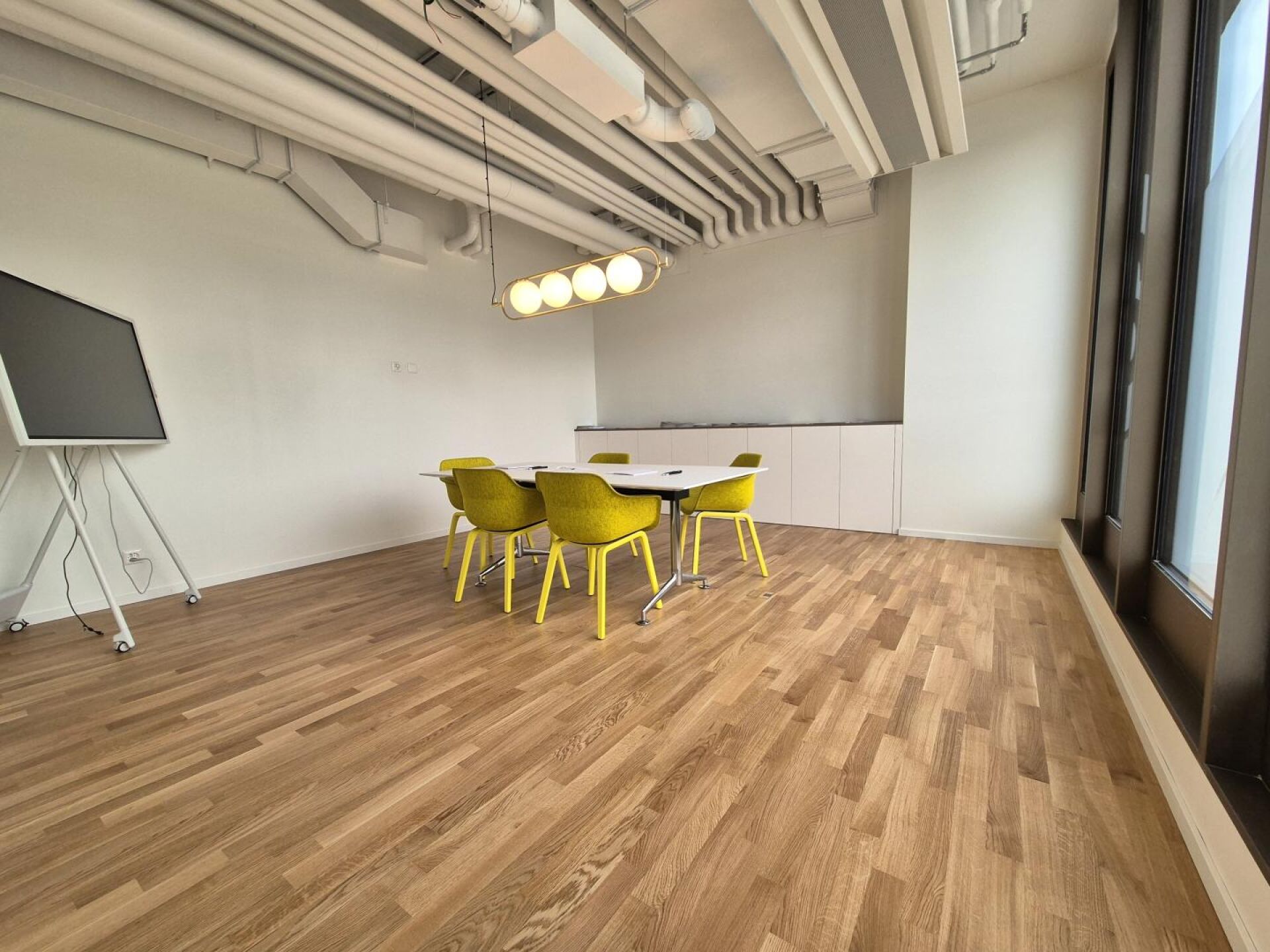 Plugin 4 – Administratif/Bureau de 74 m2 à 106 m2 au 2ème étage
