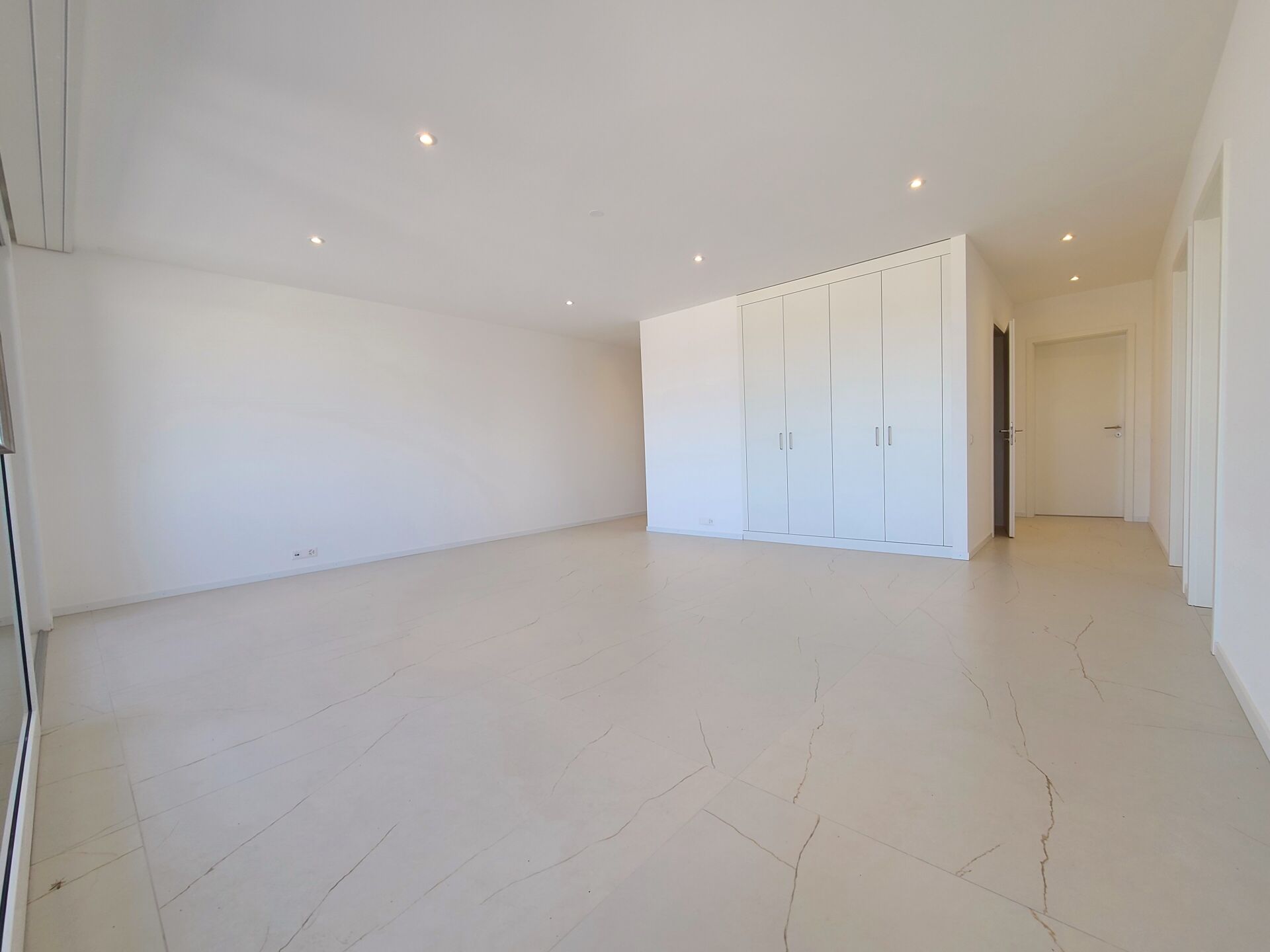 Plugin 4 – Appartement 4.5 pièces au 13ème étage